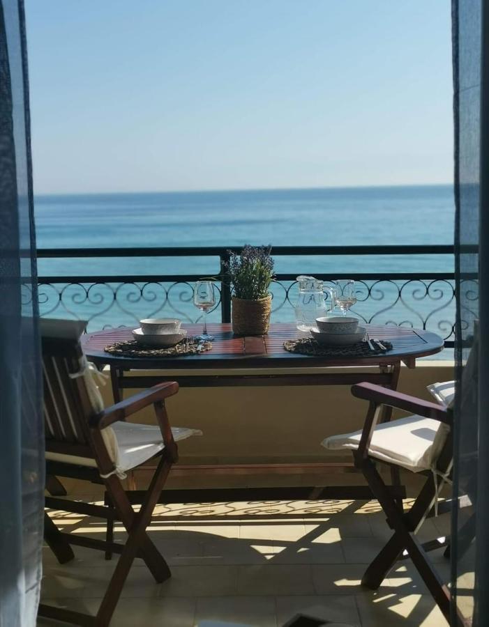 Glyfada New Era Home 31 Menigos Resort Apartments Ngoại thất bức ảnh